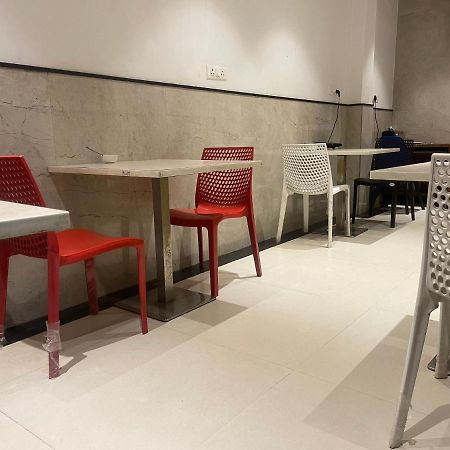 Nh Skye Suites New Delhi Luaran gambar