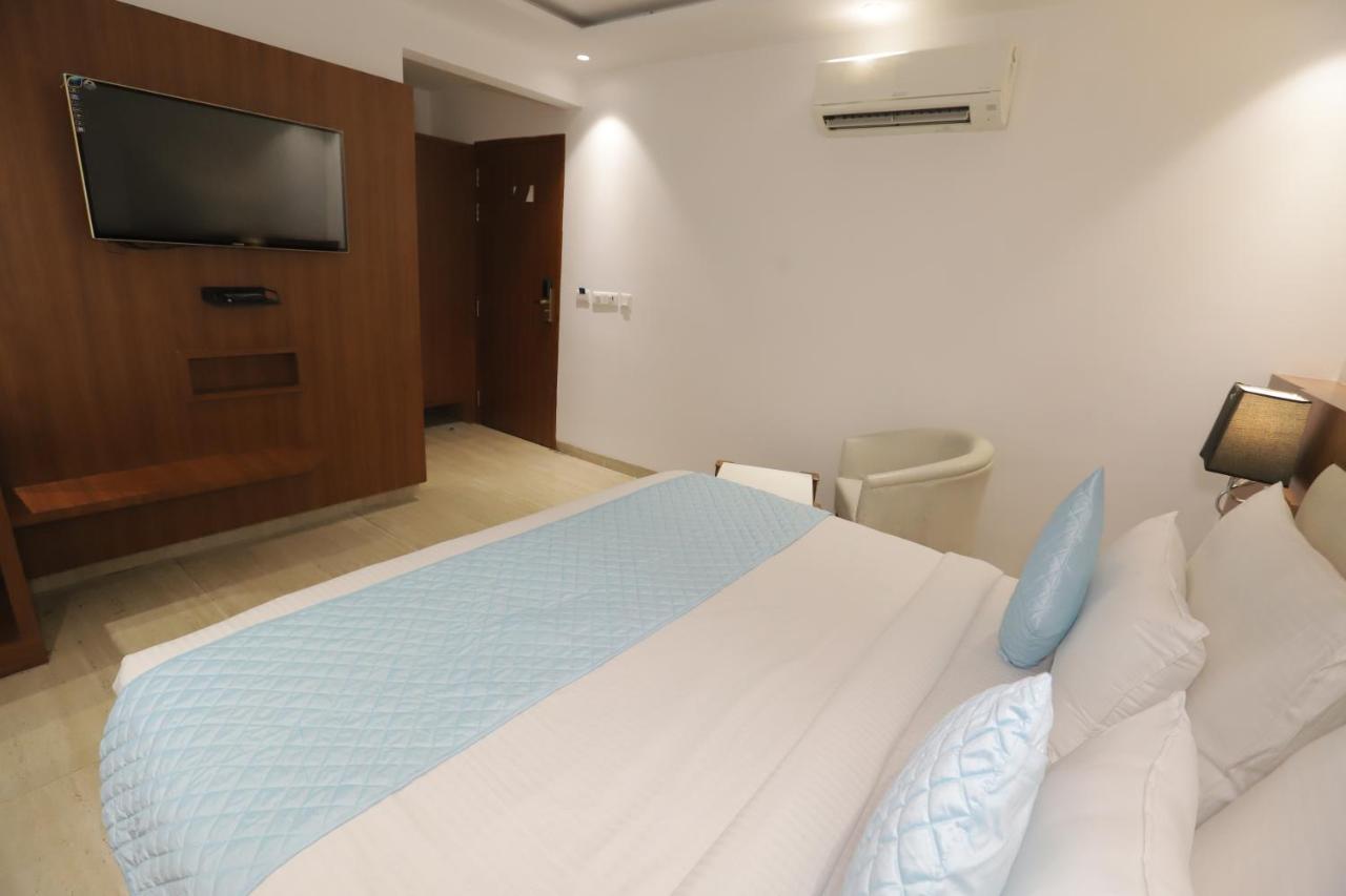 Nh Skye Suites New Delhi Luaran gambar