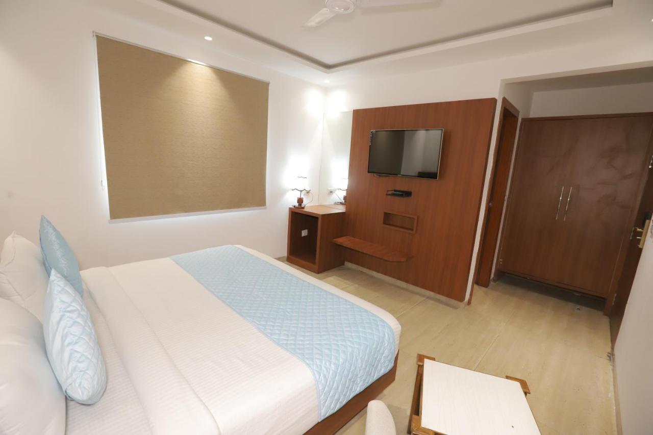 Nh Skye Suites New Delhi Luaran gambar