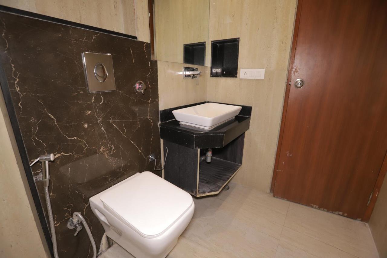 Nh Skye Suites New Delhi Luaran gambar