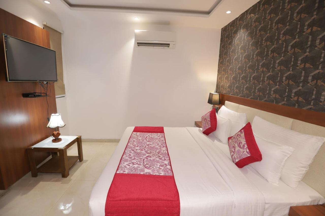 Nh Skye Suites New Delhi Luaran gambar