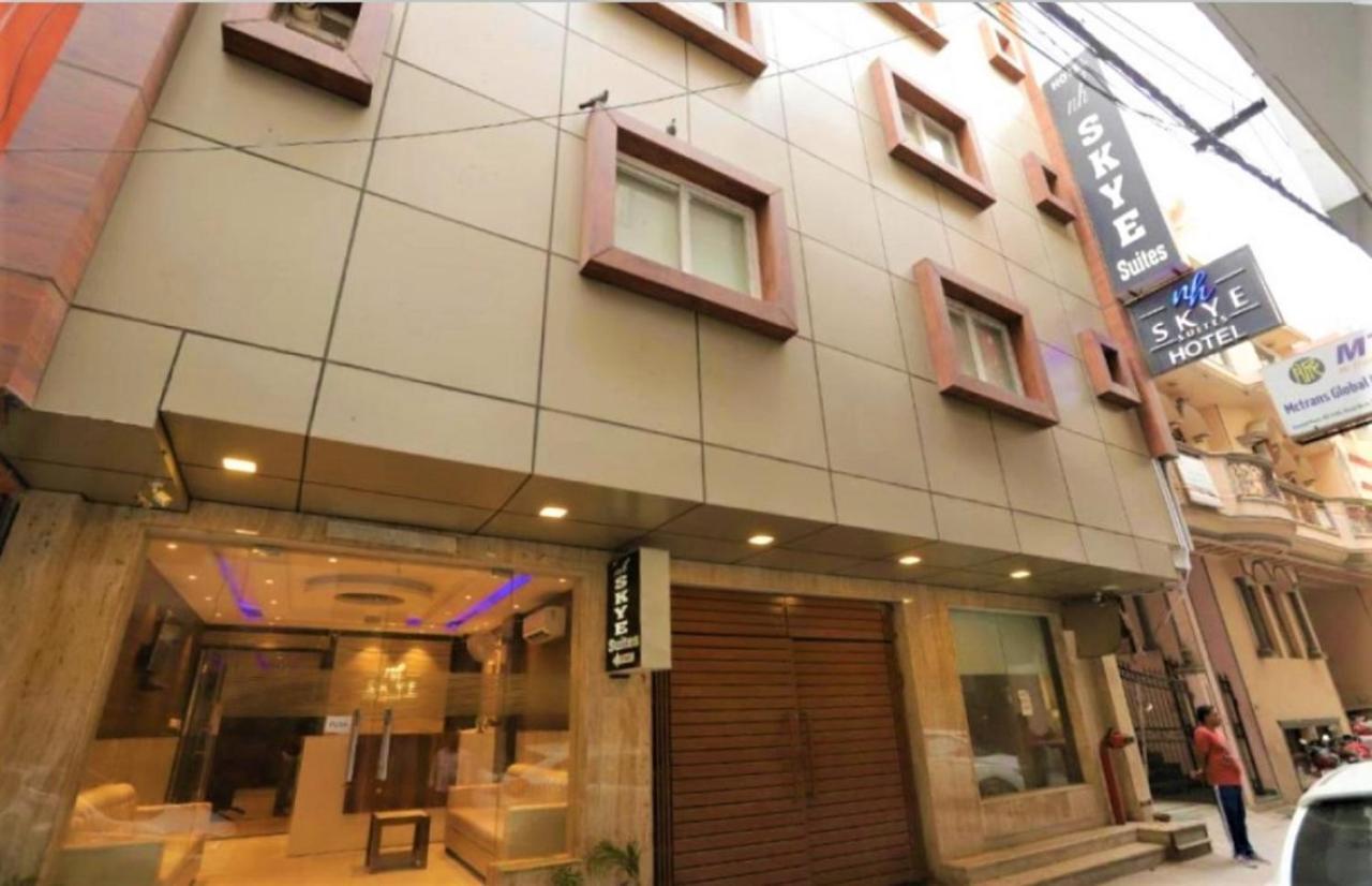 Nh Skye Suites New Delhi Luaran gambar